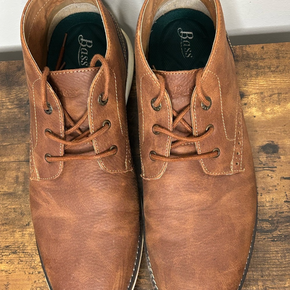 Bass Brown Chukka Leather Boots